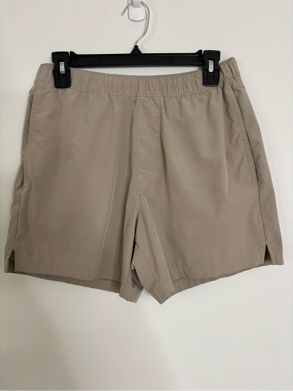 Hollister Men's Khaki Athletic Shorts
